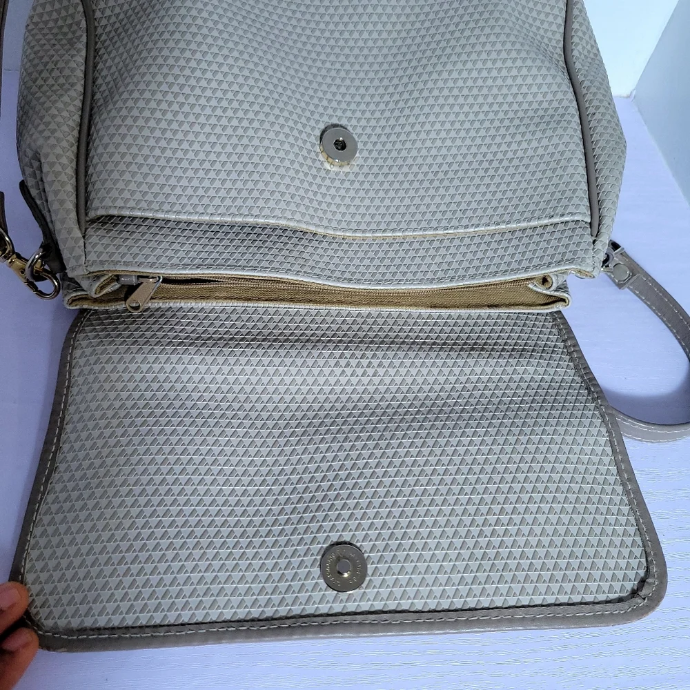 Vintage 80’s Leather Liz Claiborne Bag - Picture 9 of 14